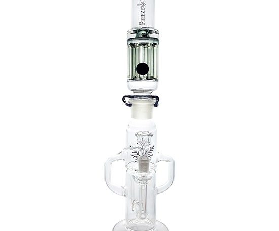 how to fill a recycler bong
