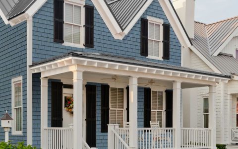 Exterior siding painting