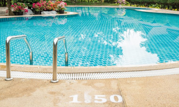 swimming pool maintenance company dubai